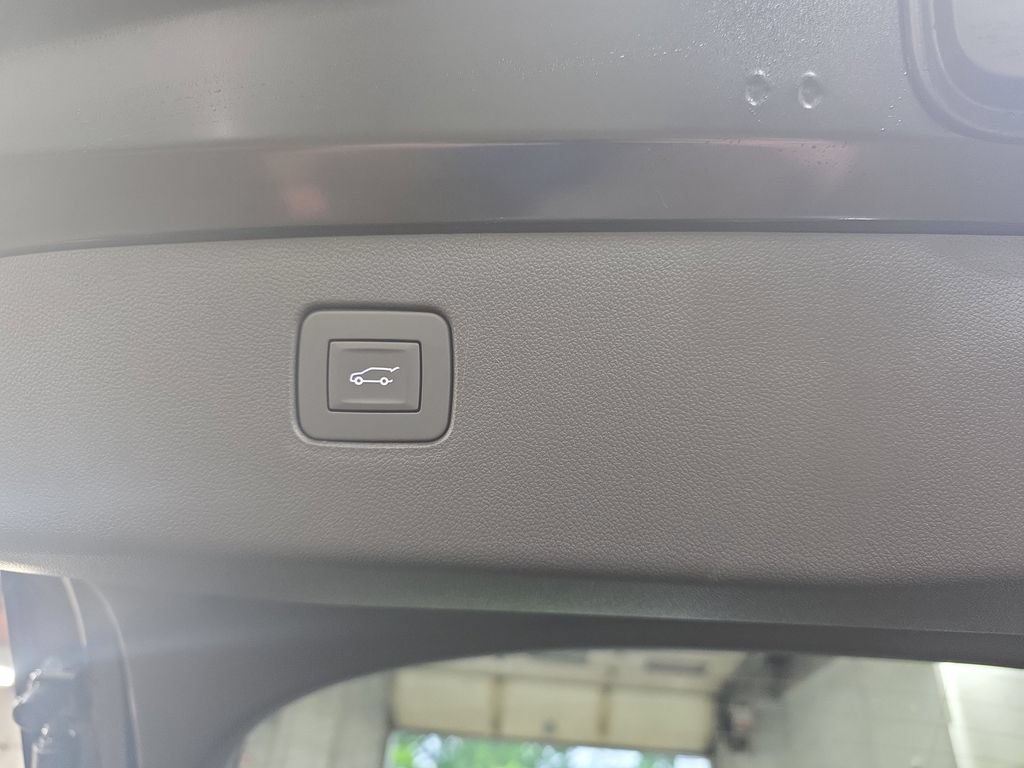 New 2026 Buick Envista Sport Touring w/ Convenience I Package FWD image 13