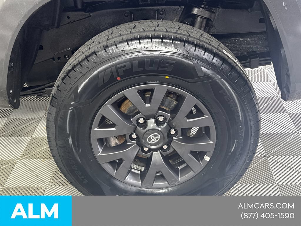Used 2023 Toyota Tacoma SR5 AWD/4WD image 22