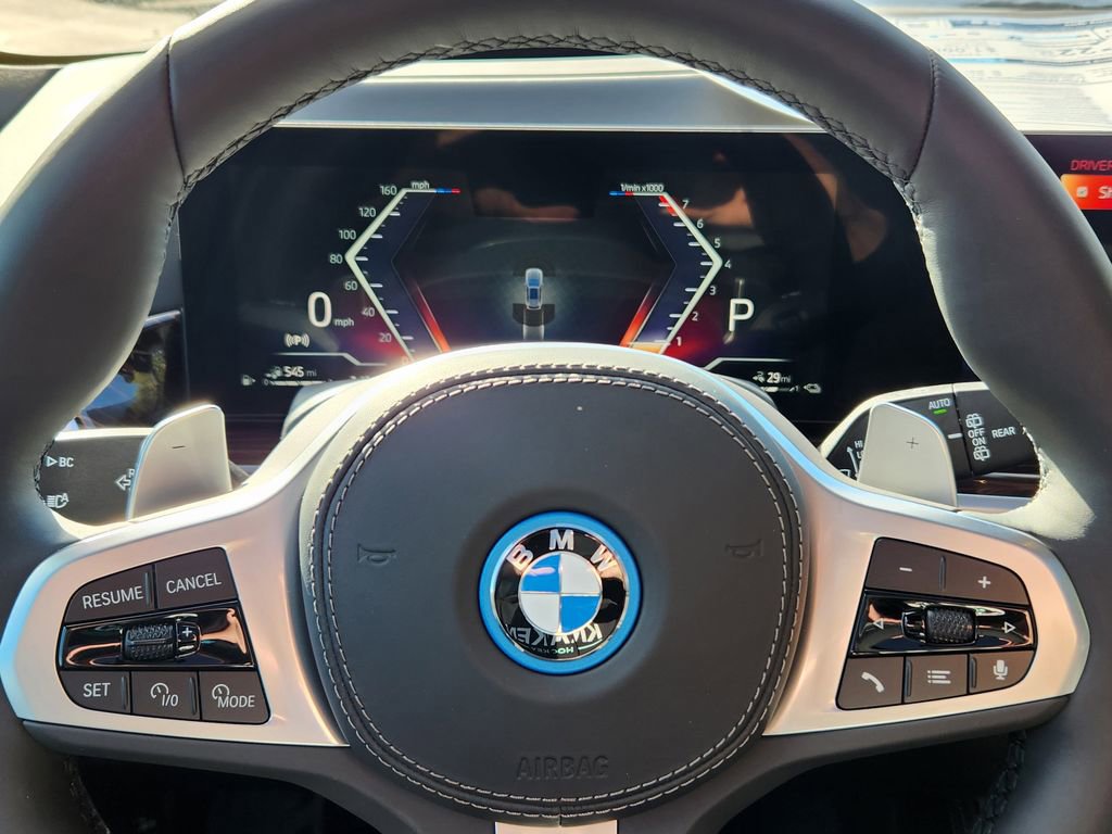 New 2026 BMW X5 xDrive50e image 12