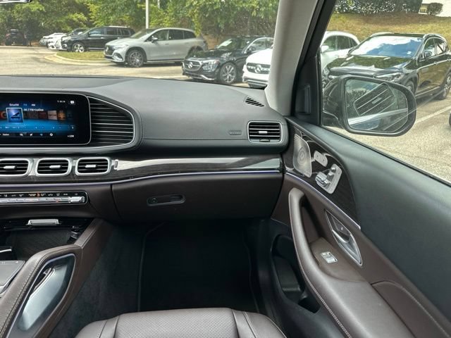 Used 2023 Mercedes-Benz GLS 450 4MATIC image 18