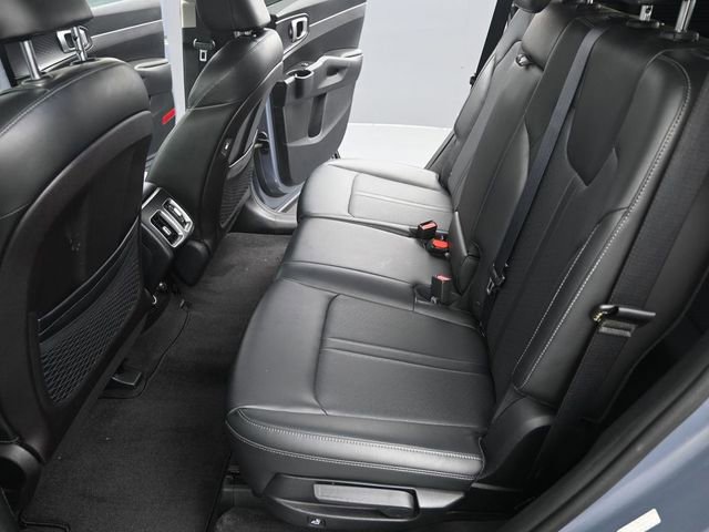 Used 2022 Kia Sorento S w/ Panoramic Sunroof Package image 22