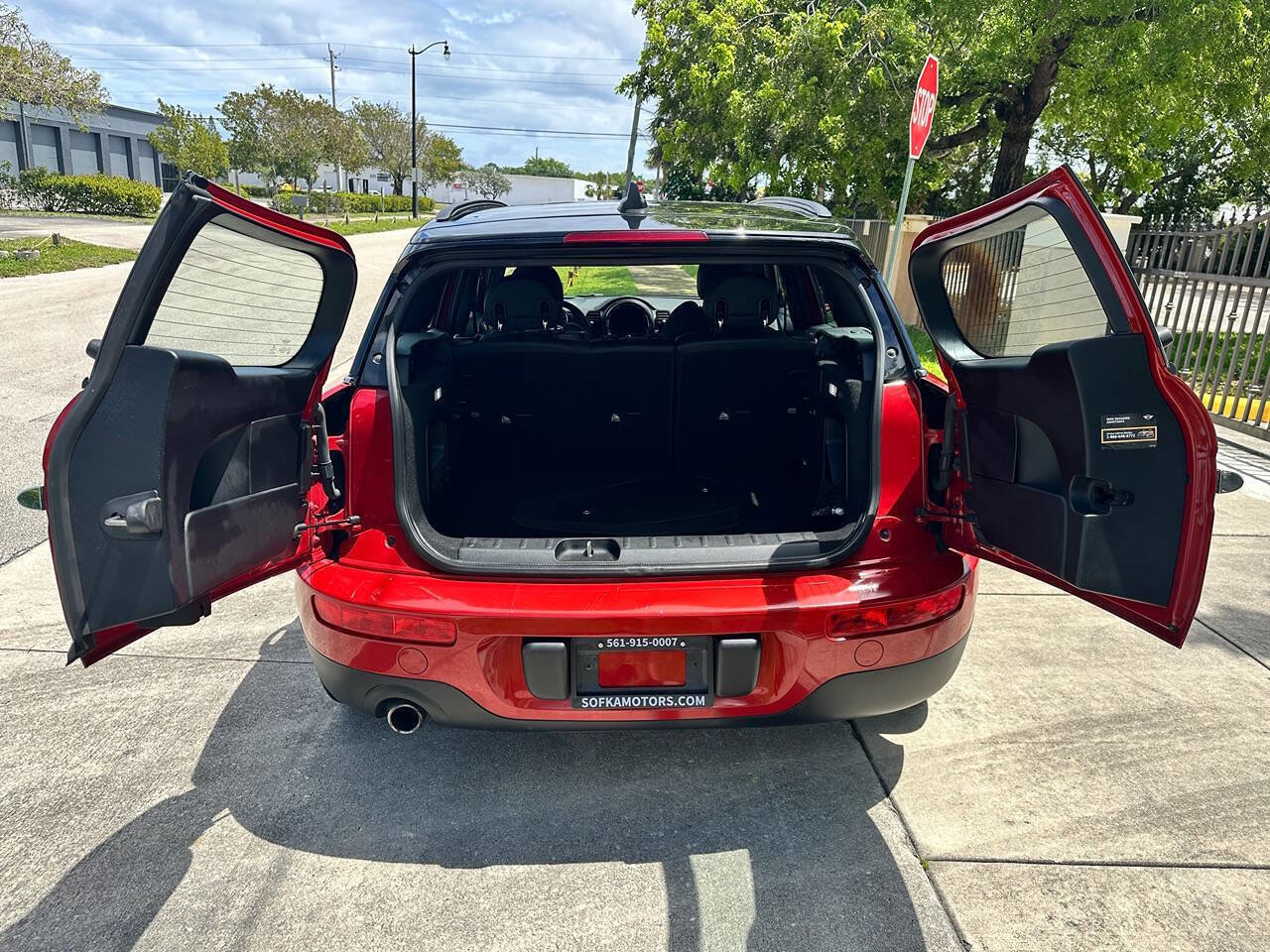 Used 2016 MINI Cooper Clubman image 13