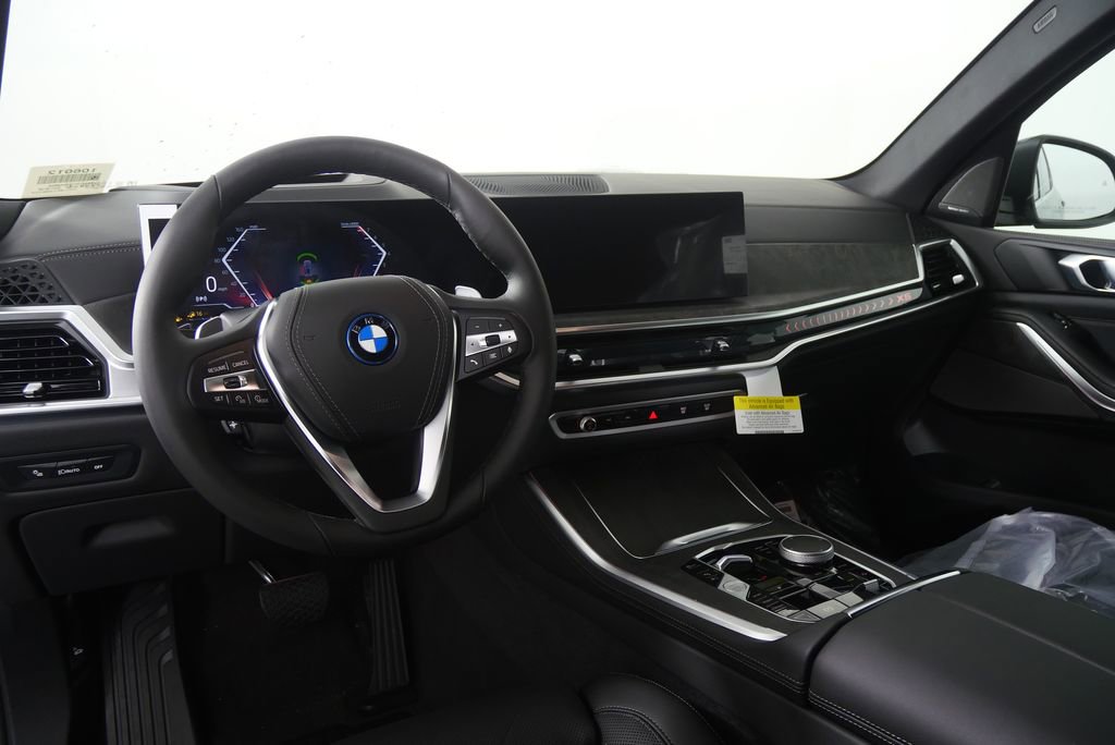 New 2026 BMW X5 xDrive50e image 18