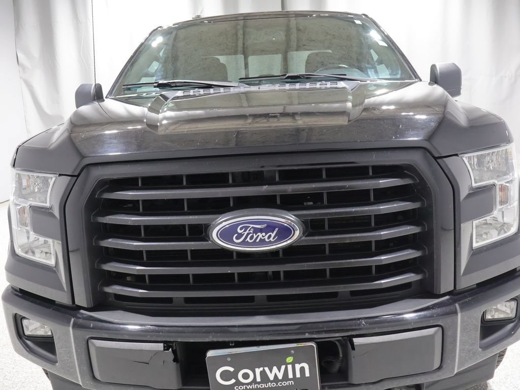Used 2017 Ford F150 XLT w/ Equipment Group 302A Luxury AWD/4WD image 9
