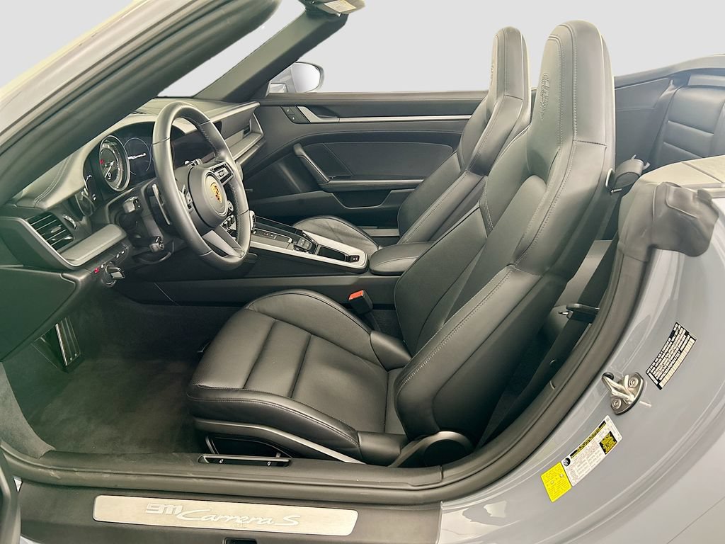 Certified 2023 Porsche 911 Carrera S RWD image 5