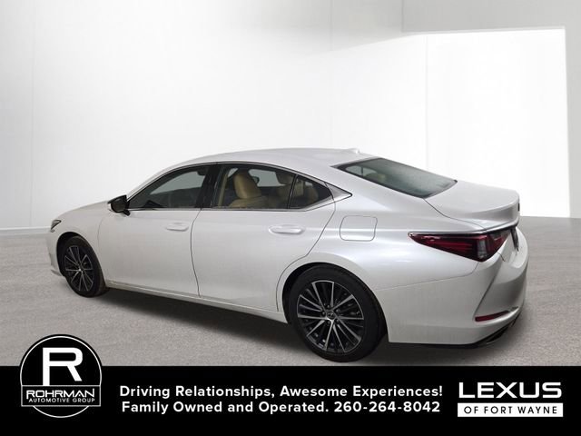 Used 2023 Lexus ES 350 w/ Premium Package image 12