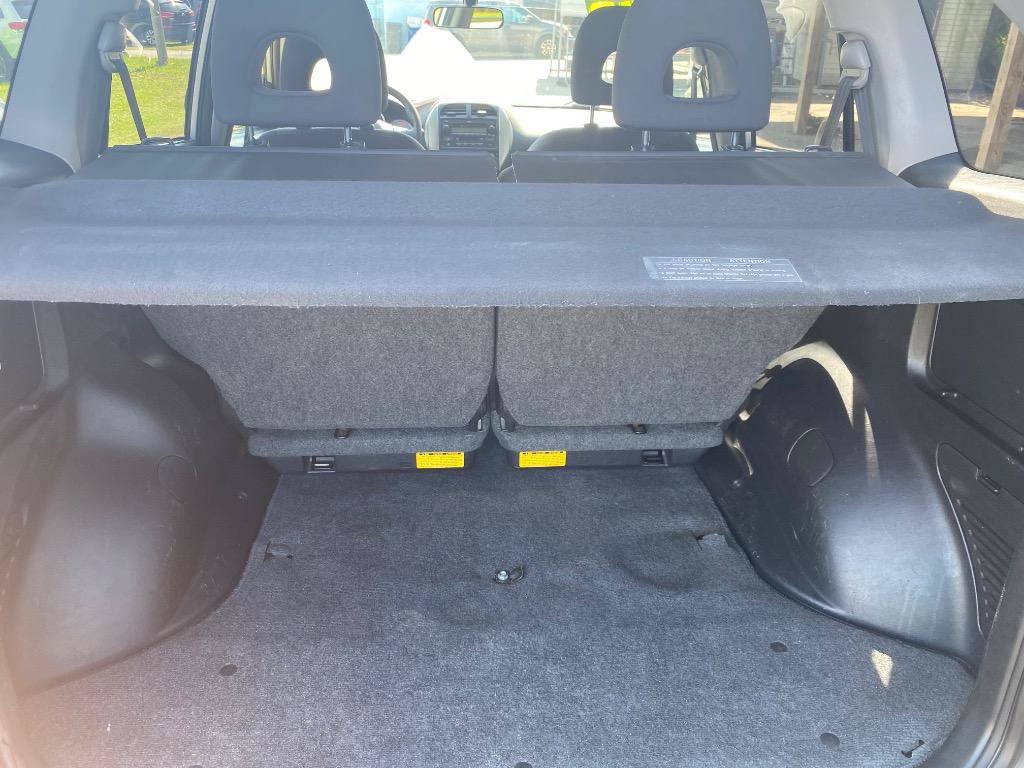Used 2005 Toyota RAV4 2WD image 18