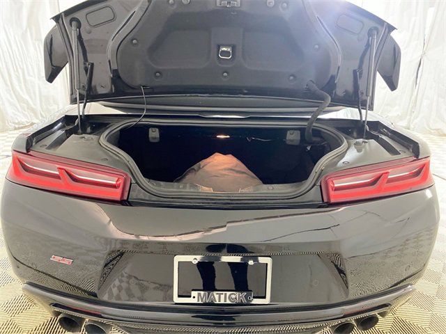 Used 2016 Chevrolet Camaro SS image 22