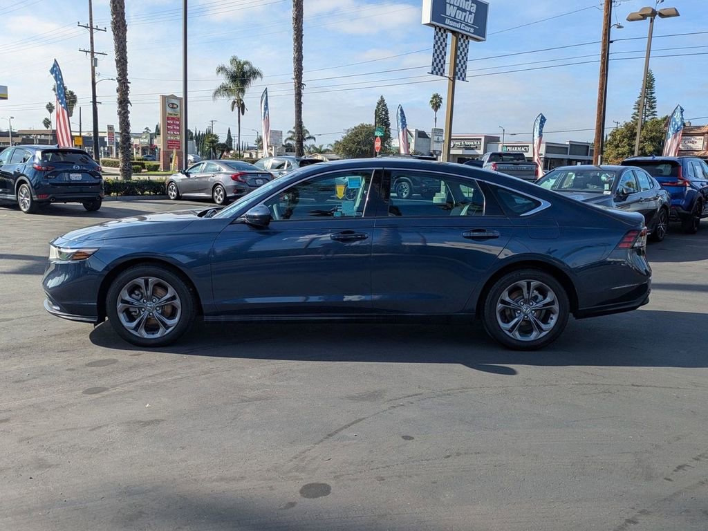 Certified 2023 Honda Accord EX image 16