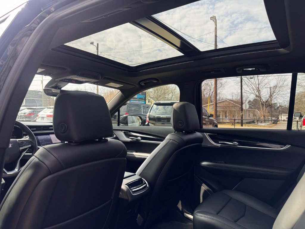 Used 2020 Cadillac XT6 Premium Luxury image 23