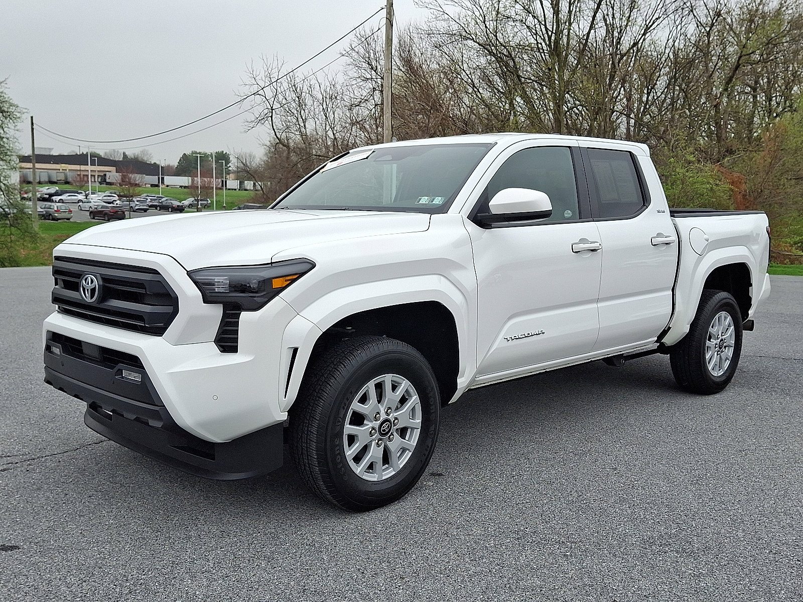 Certified 2024 Toyota Tacoma SR5 image 3