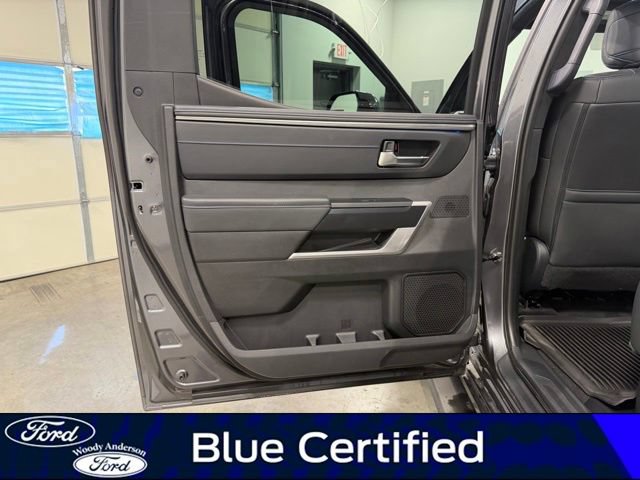 Used 2024 Toyota Tundra Platinum AWD/4WD image 25