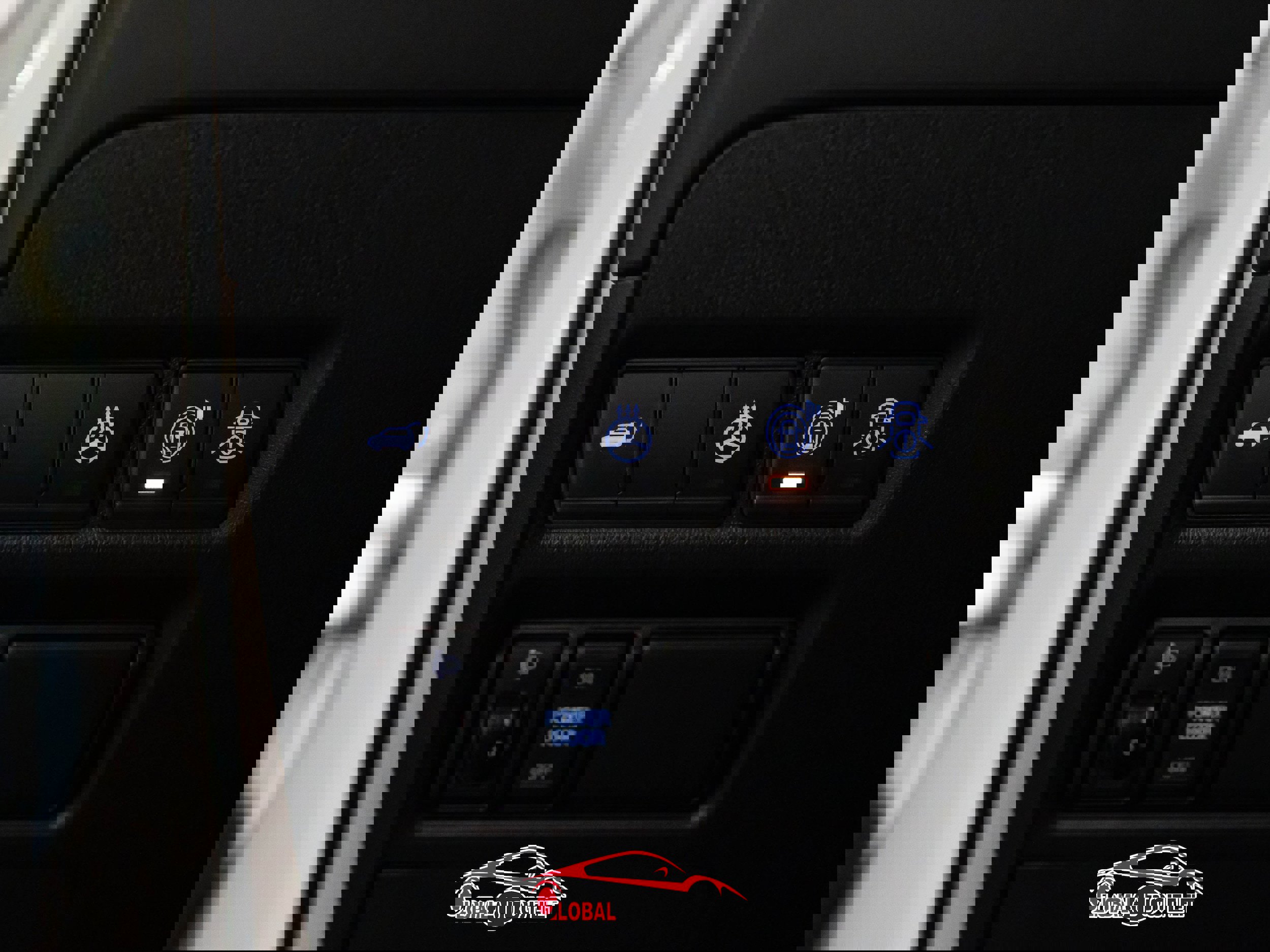 Used 2021 INFINITI QX80 Premium Select w/ All-Season Package image 38