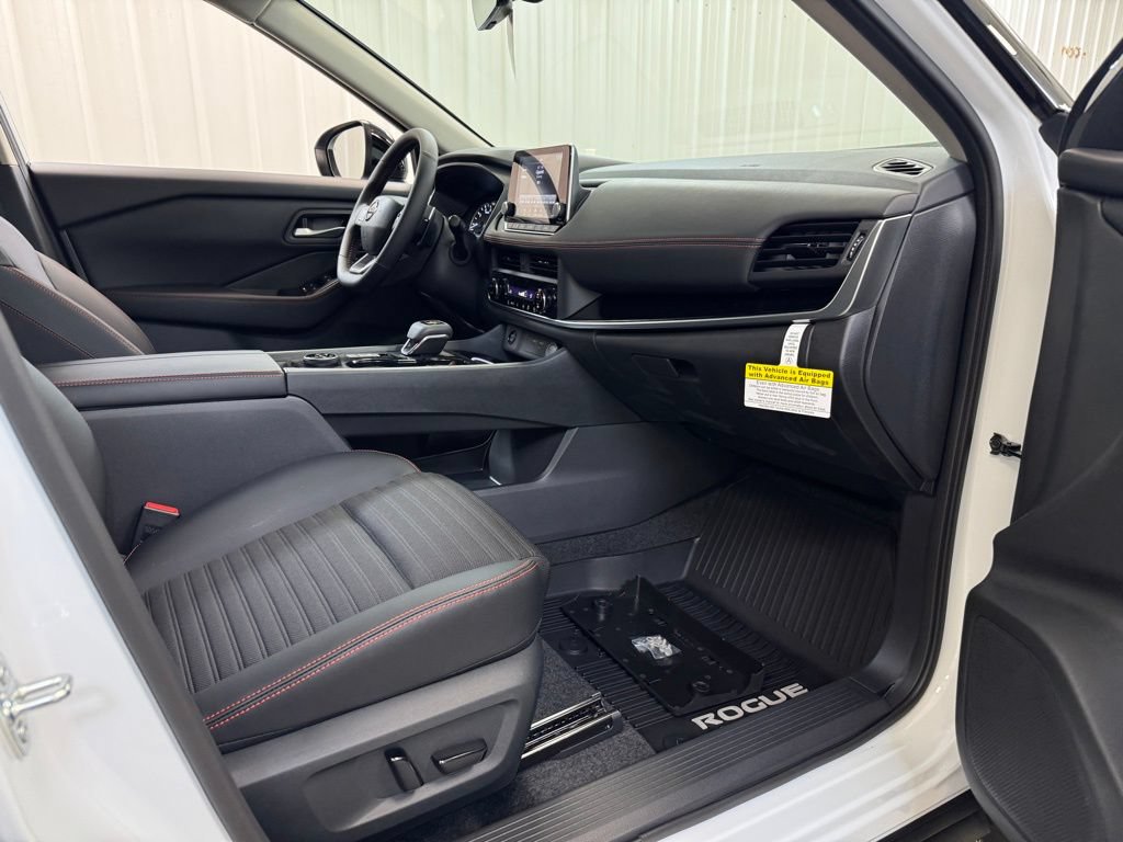 New 2026 Nissan Rogue SV w/ Rock Creek Premium Package AWD/4WD image 28