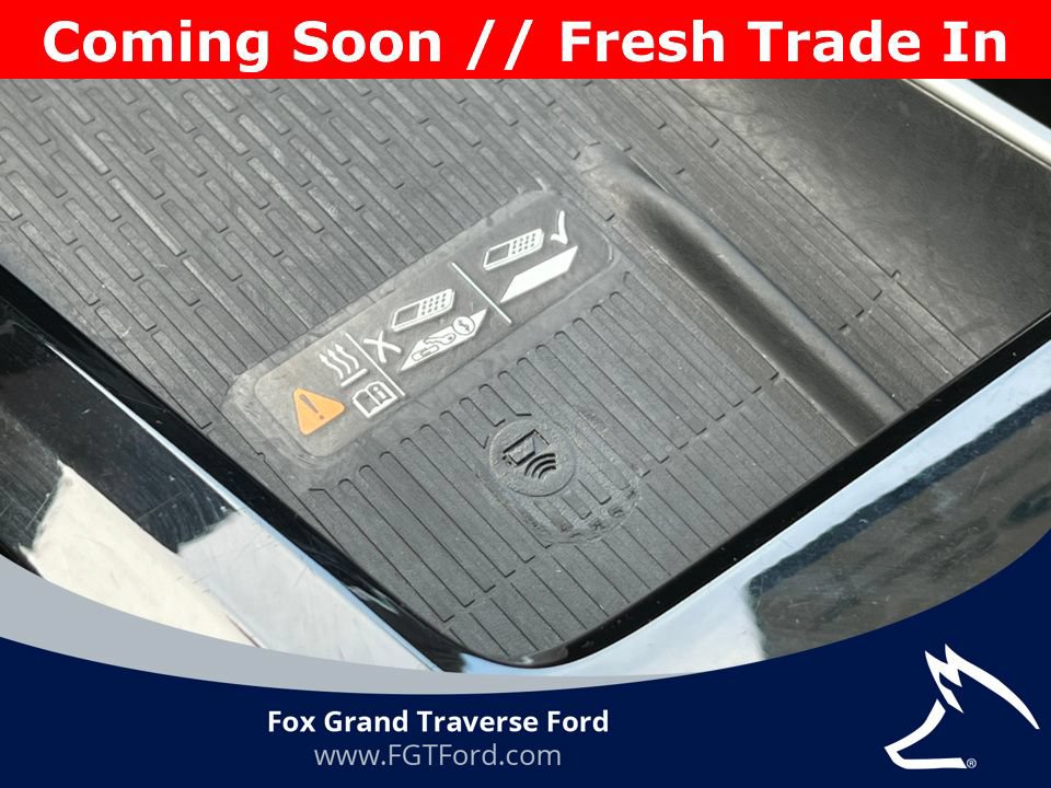 Used 2025 Buick Enclave Preferred AWD/4WD image 26