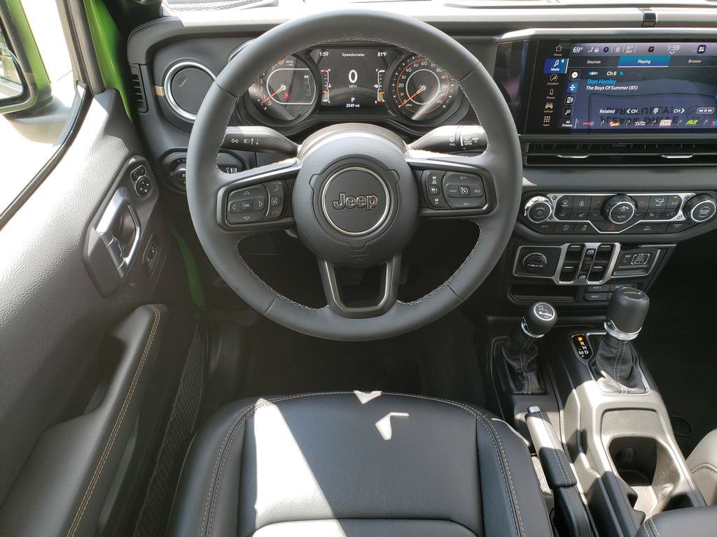 New 2026 Jeep Gladiator Sport AWD/4WD image 16