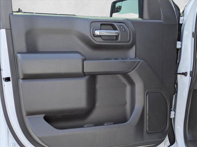 Used 2025 Chevrolet Silverado 1500 Custom Trail Boss AWD/4WD image 18