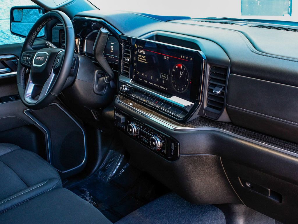 Used 2025 GMC Sierra 1500 Elevation AWD/4WD image 39