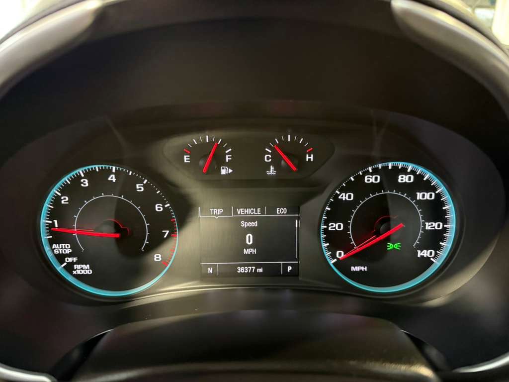 Used 2025 Chevrolet Malibu LT FWD image 14