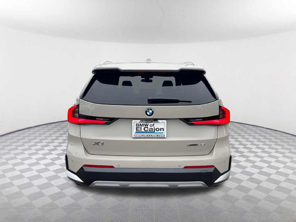 New 2026 BMW X1 xDrive28i w/ Technology Package AWD/4WD image 5