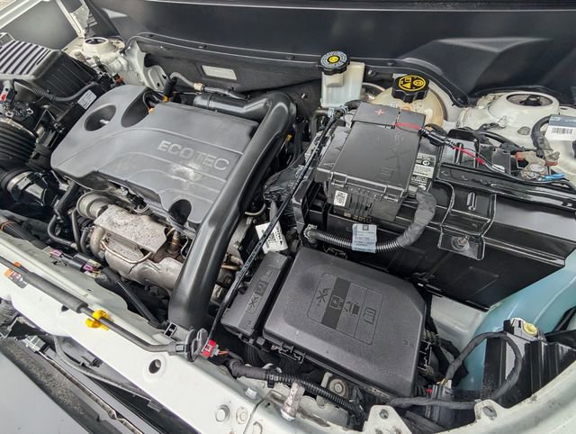 Used 2018 Chevrolet Equinox LS image 21