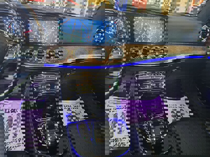 Used 2017 Mercedes-Benz E 300 image 29