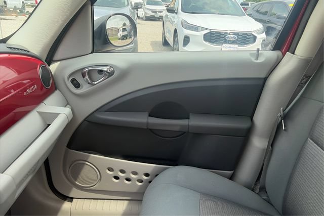 Used 2007 Chrysler PT Cruiser Touring FWD image 19