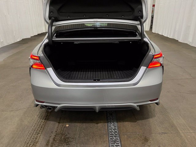 Used 2024 Toyota Camry XSE FWD image 13