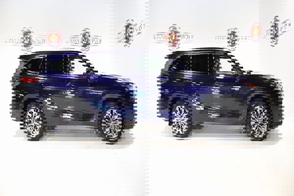 Used 2021 Toyota Highlander Platinum image 6