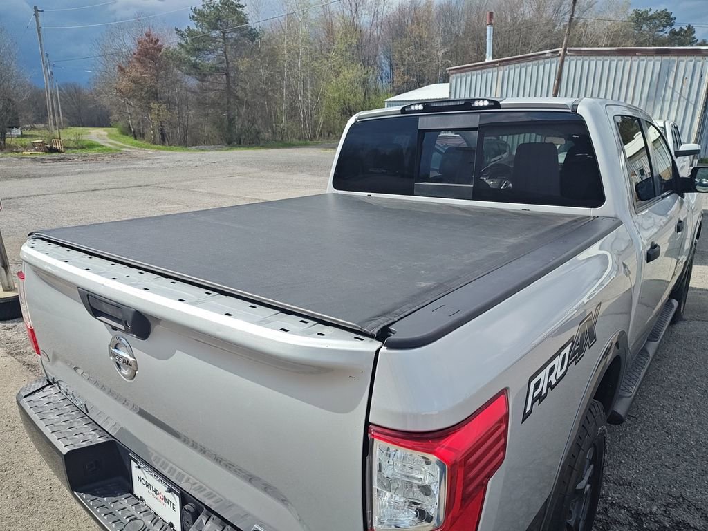 Used 2018 Nissan Titan PRO-4X image 29