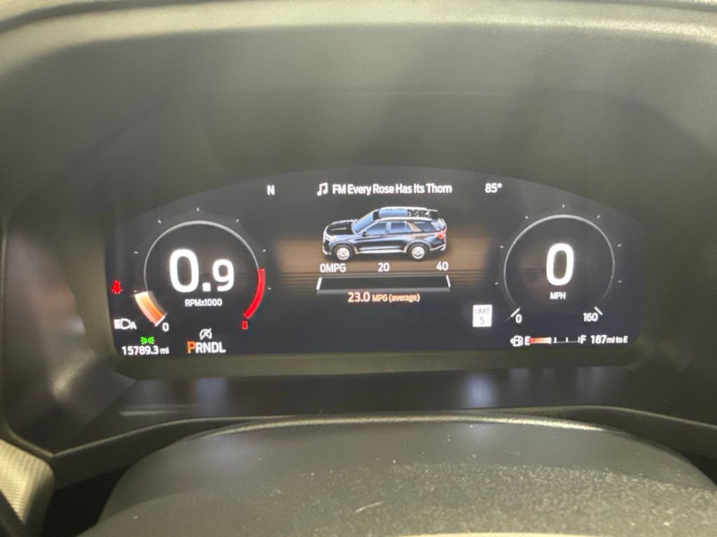 Used 2025 Ford Explorer Active AWD/4WD image 32