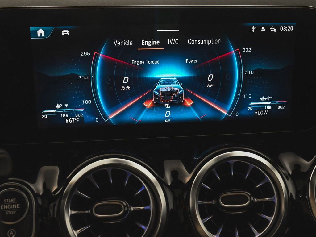 Used 2024 Mercedes-Benz GLA 35 AMG 4MATIC image 28