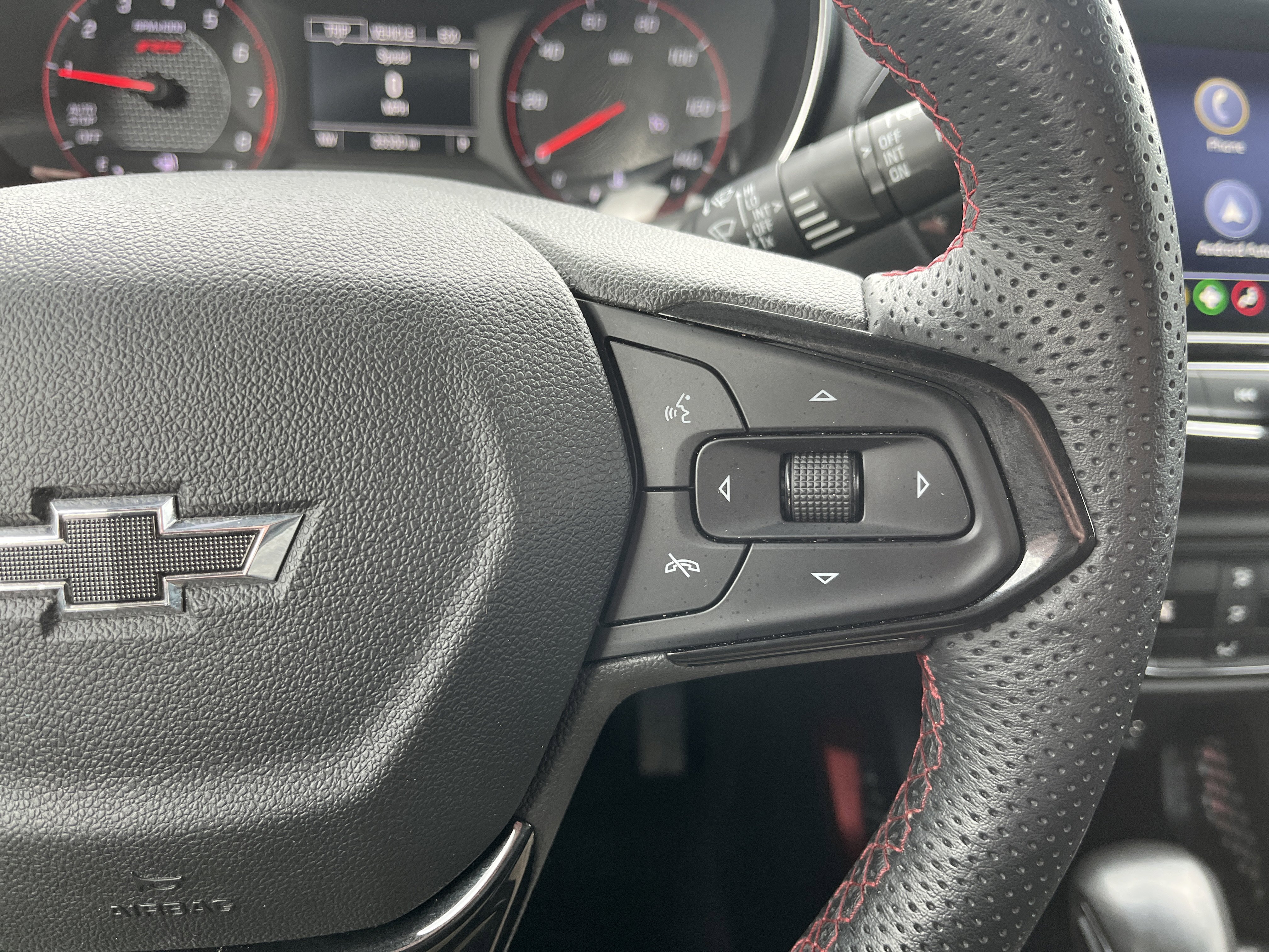 Used 2023 Chevrolet TrailBlazer RS w/ Sun and Liftgate Package image 21