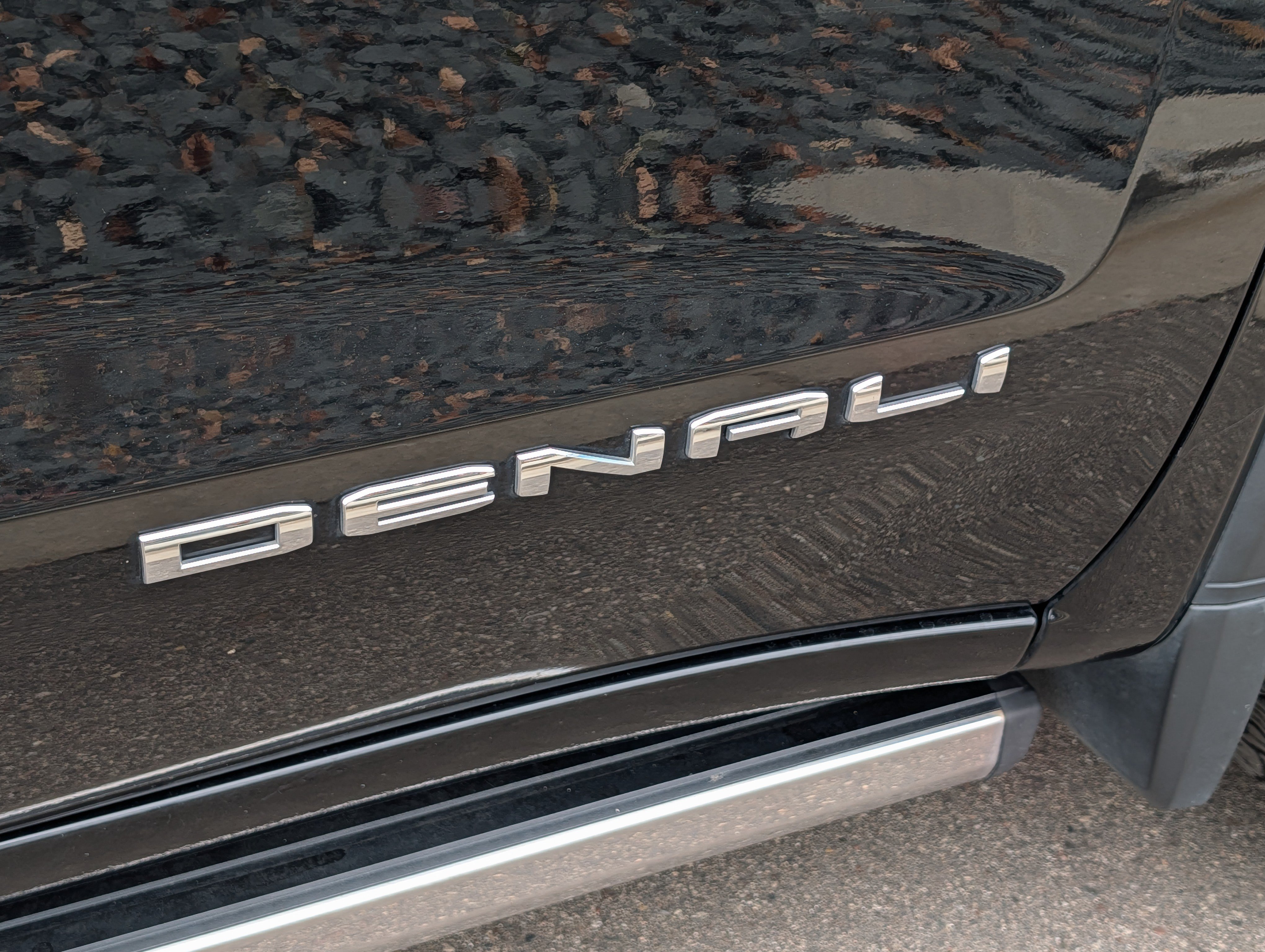 Used 2020 GMC Sierra 1500 Denali w/ Denali Ultimate Package AWD/4WD image 8