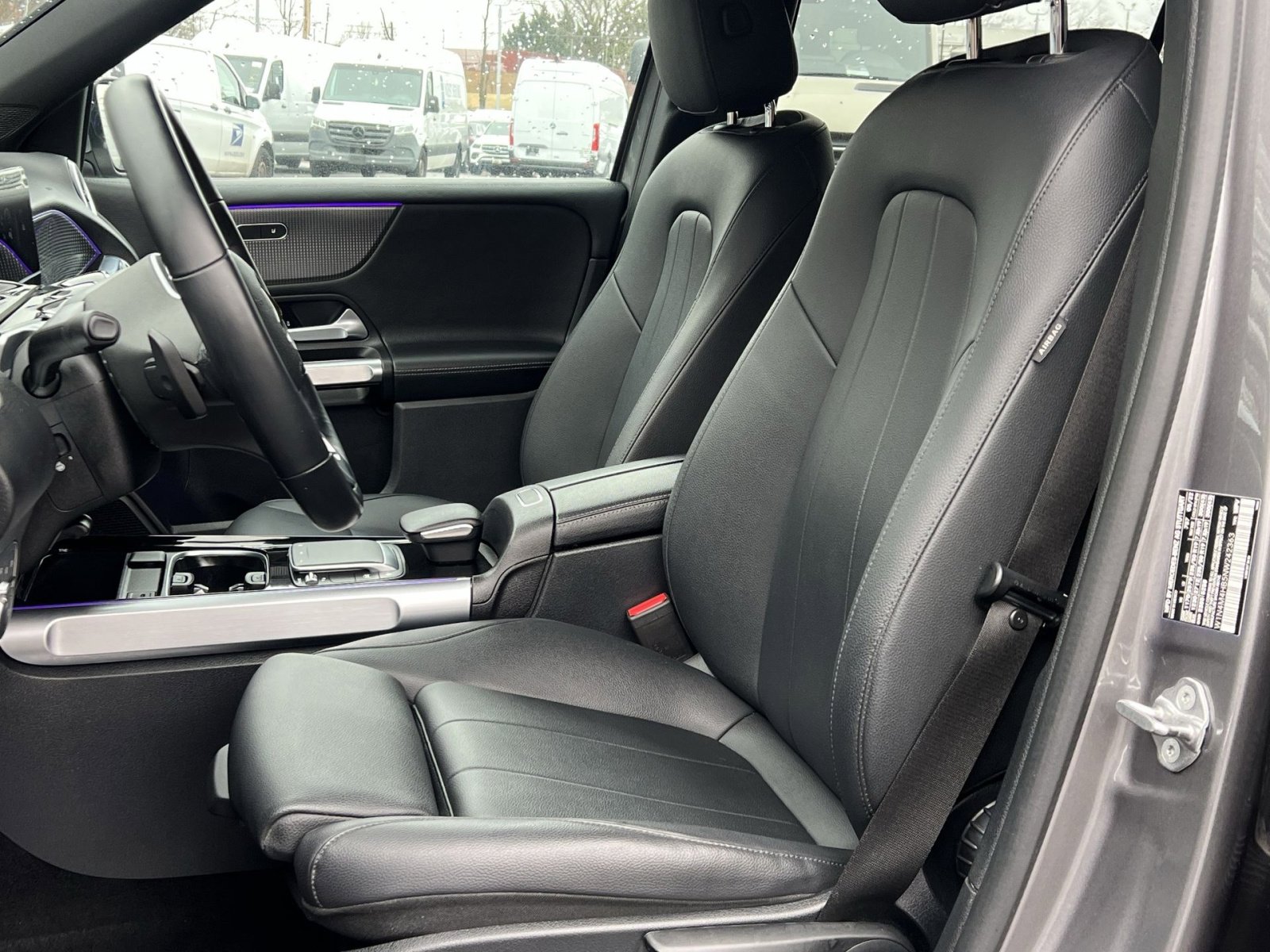 Certified 2022 Mercedes-Benz GLB 250 4MATIC image 11