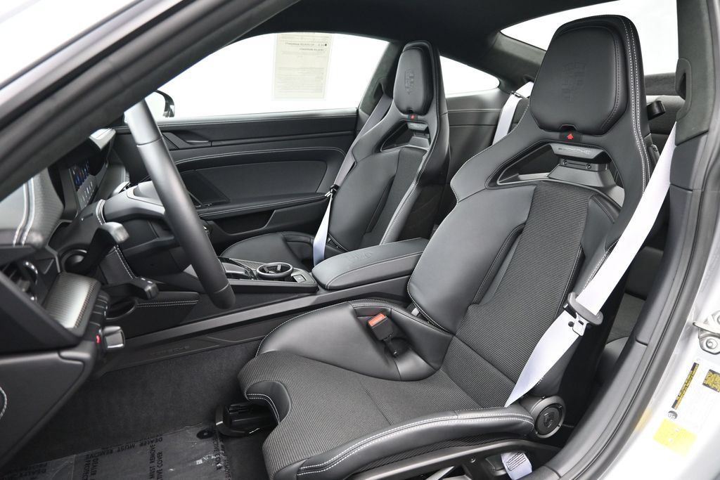 Certified 2026 Porsche 911 GT3 RWD image 5