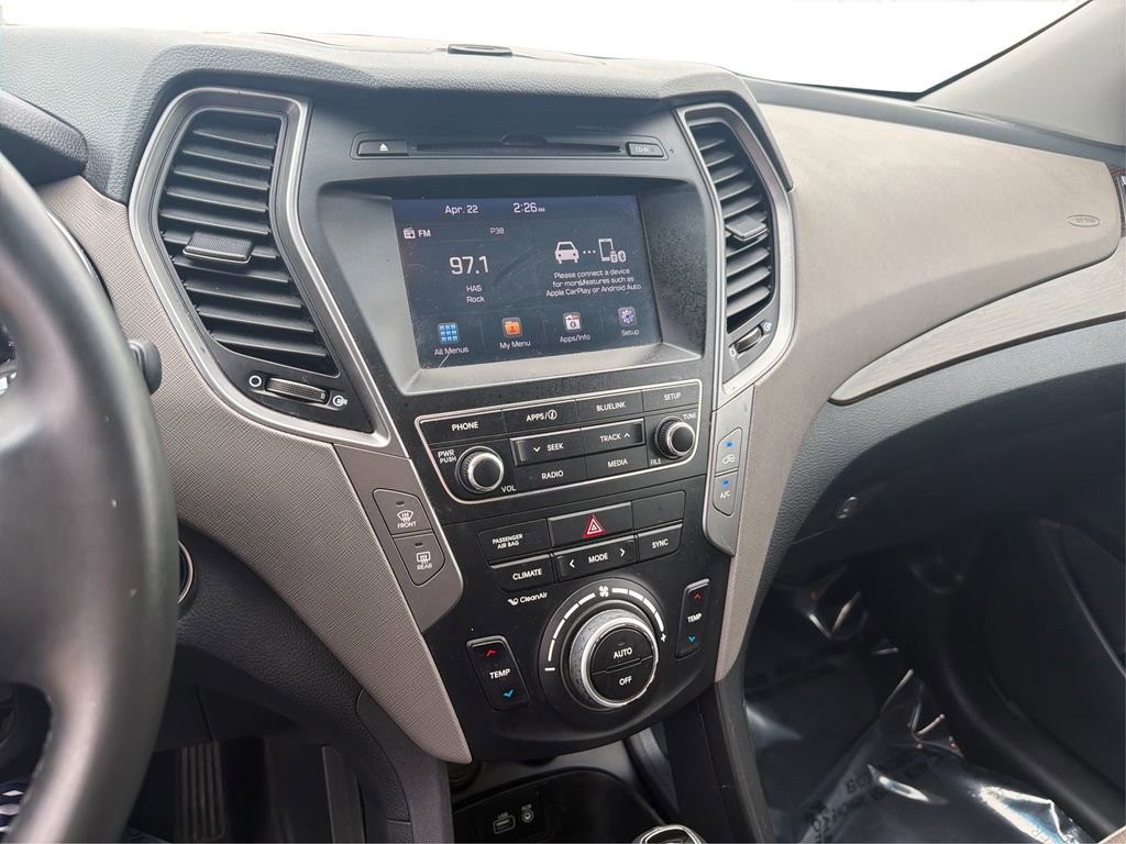 Used 2017 Hyundai Santa Fe Sport FWD image 13