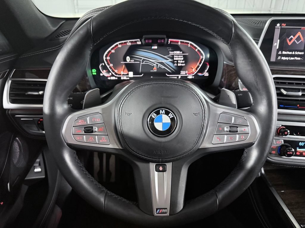 Used 2022 BMW 750Li xDrive AWD/4WD image 33