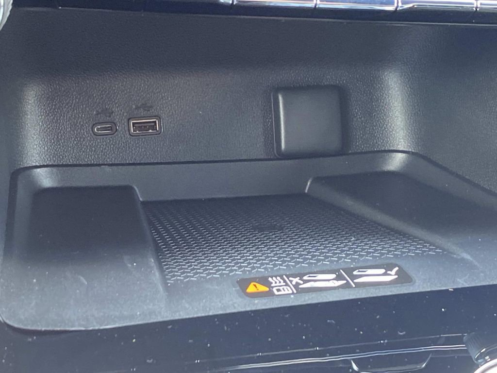 New 2026 Chevrolet Traverse LT w/ Driver Confidence Package image 24