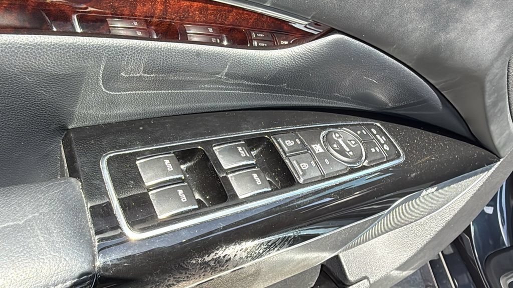 Used 2015 Kia K900 Luxury RWD image 19