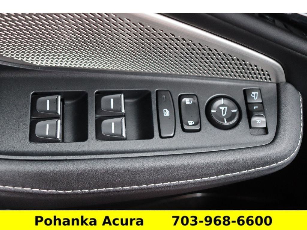 Used 2023 Acura MDX SH-AWD w/ Technology Package image 19