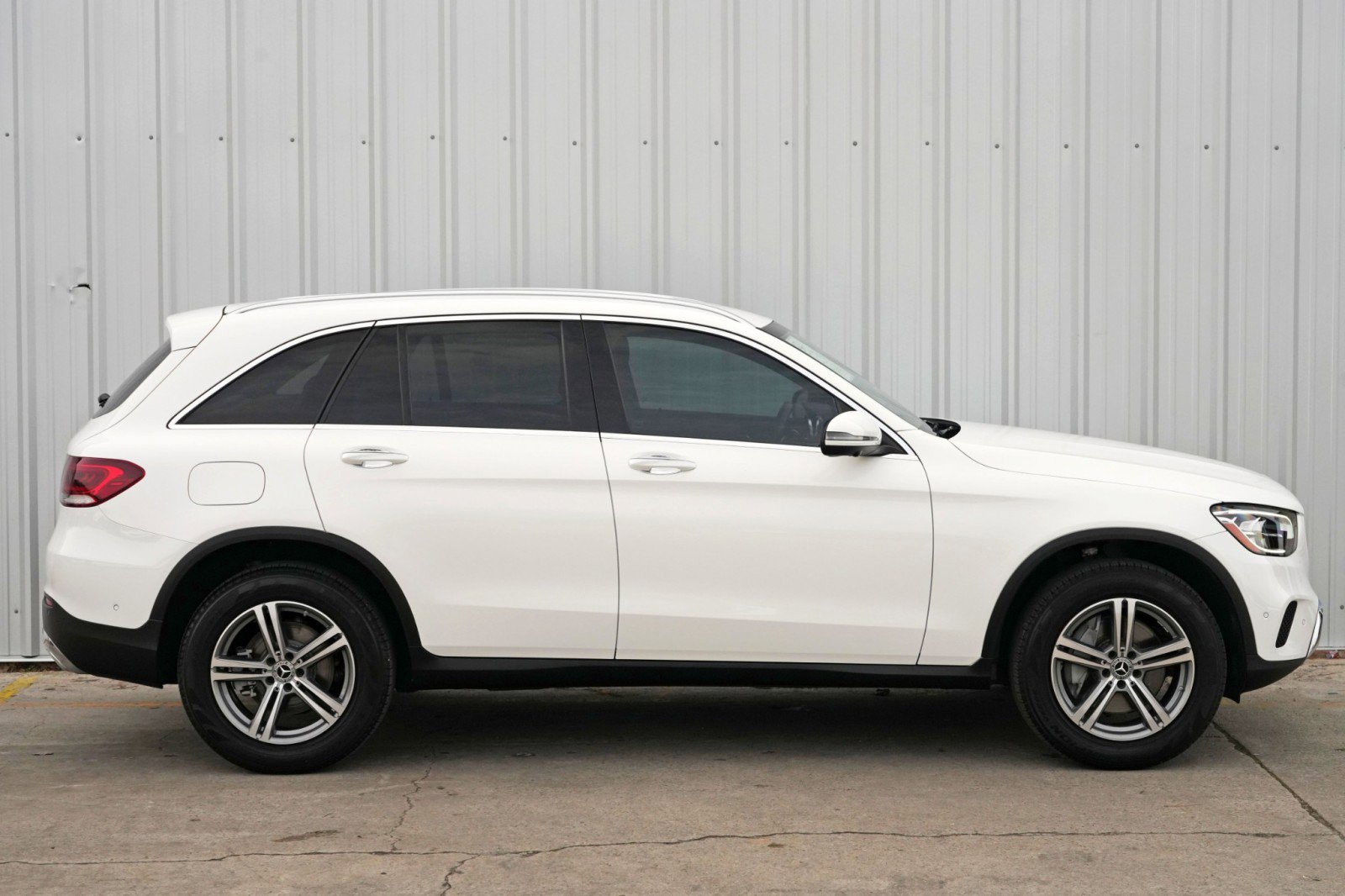 Used 2021 Mercedes-Benz GLC 300 w/ Premium Package image 52