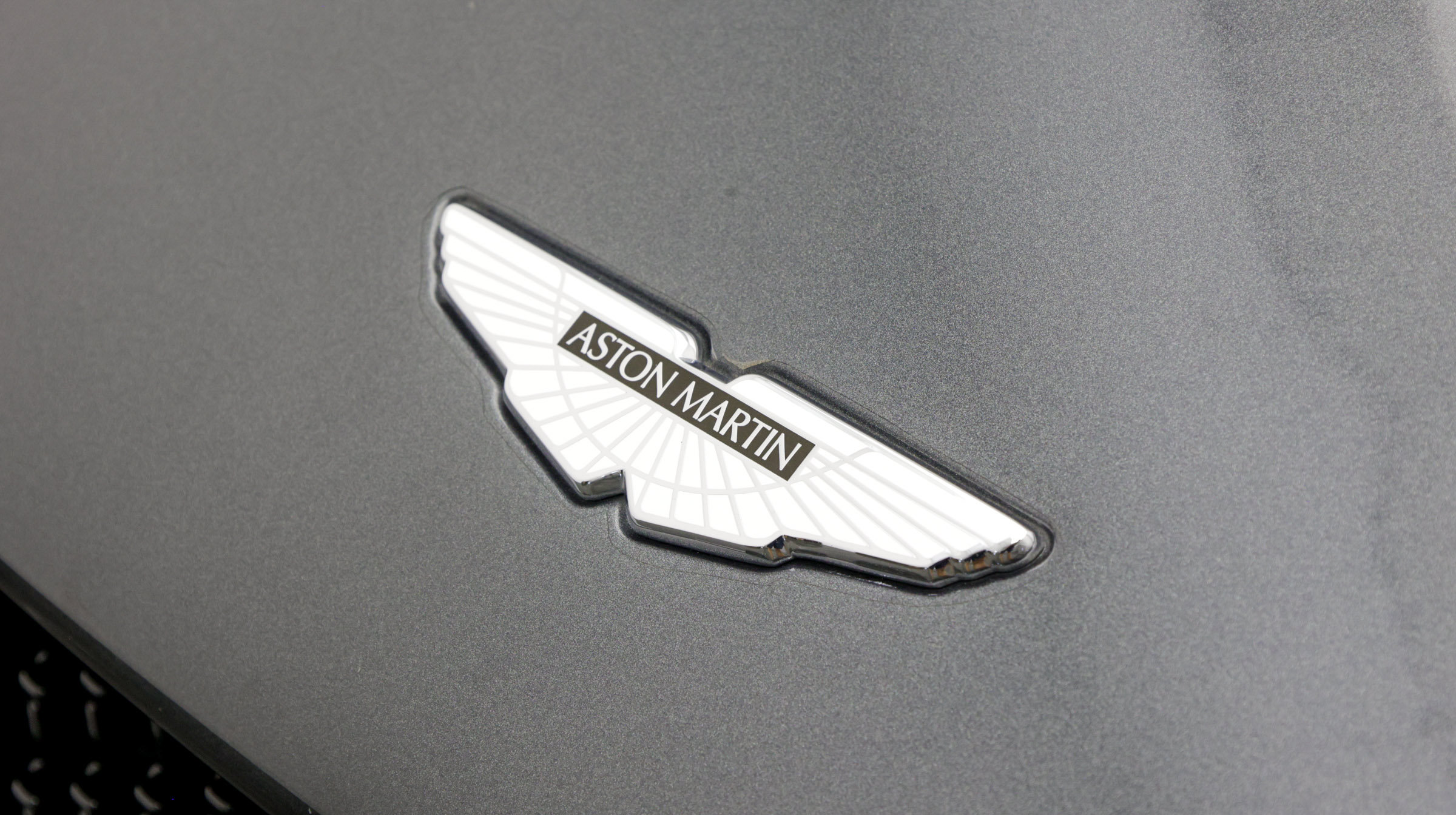 Used 2019 Aston Martin DBS Superleggera RWD image 14