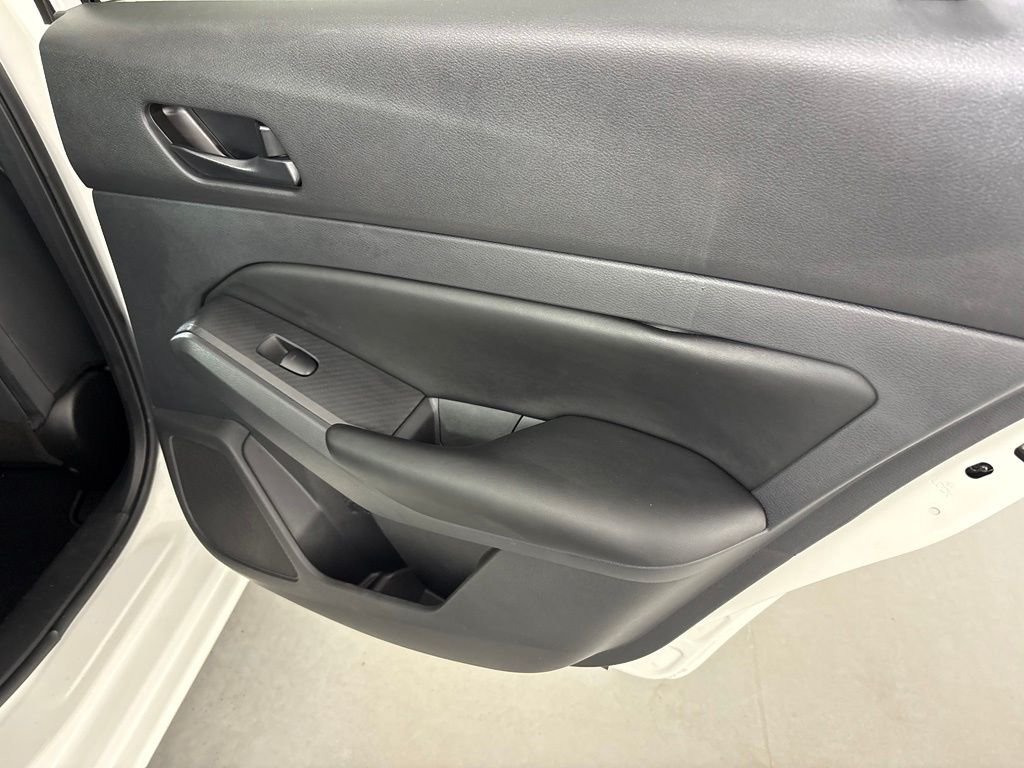 Used 2025 Nissan Altima 2.5 S FWD image 36