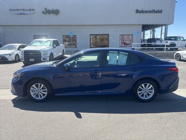 Used 2026 Toyota Camry LE image 2