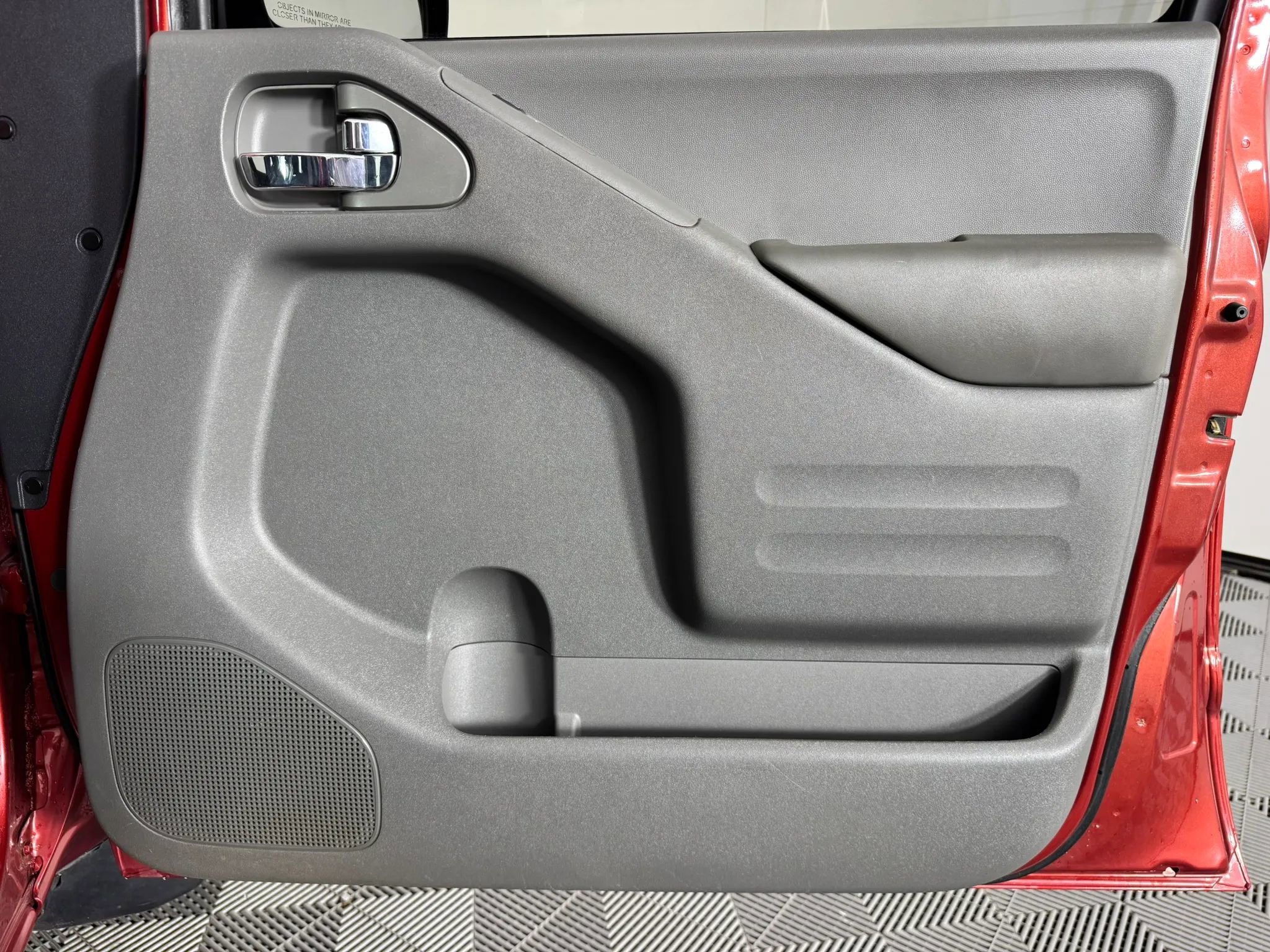 Used 2018 Nissan Frontier SV image 35