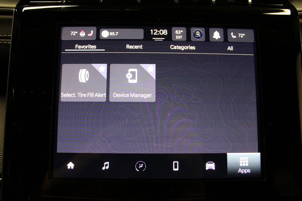 New 2025 Jeep Grand Cherokee Altitude image 17