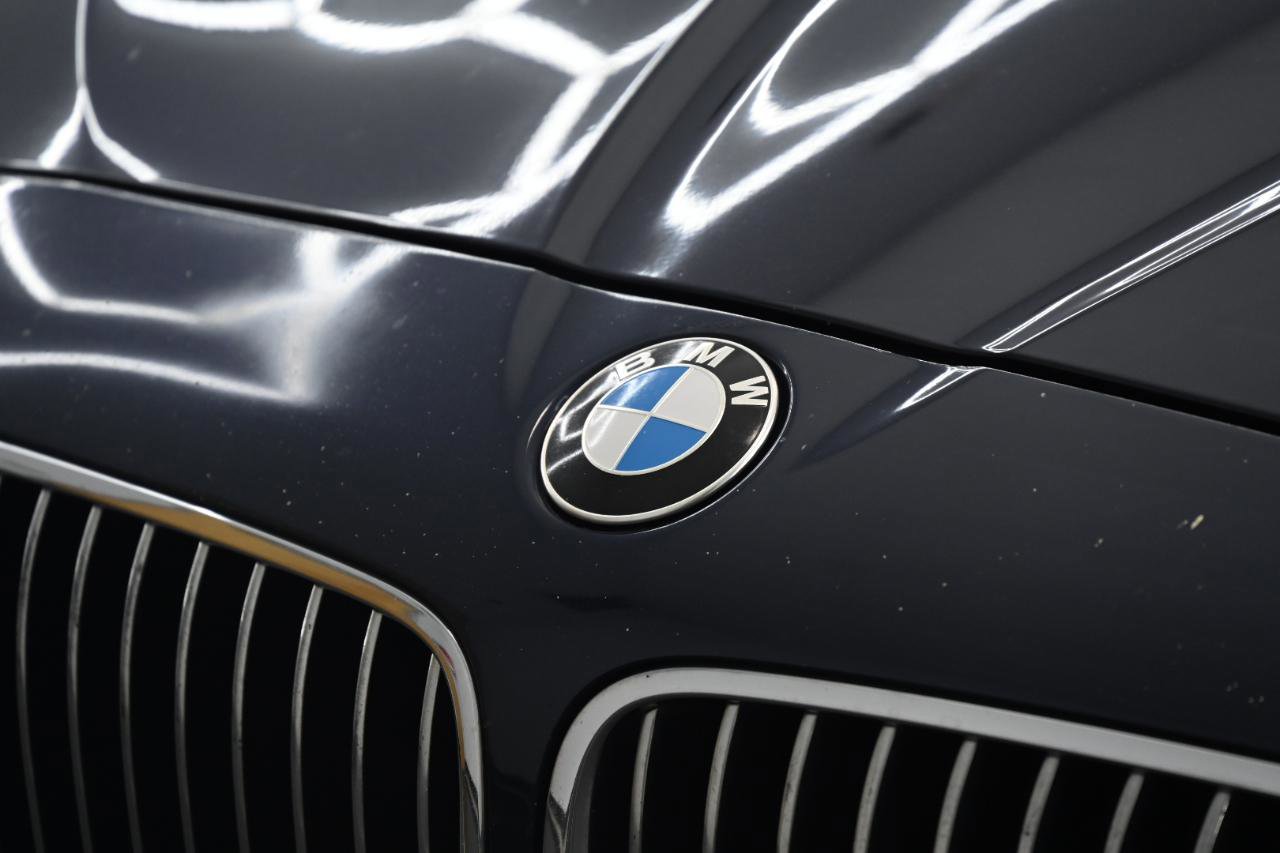 Used 2013 BMW 528i xDrive Sedan AWD/4WD image 9