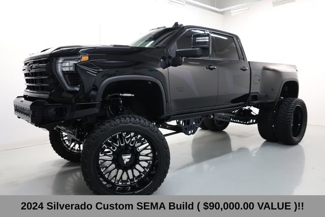Used 2024 Chevrolet Silverado 3500 LTZ w/ LTZ Plus Package AWD/4WD image 15