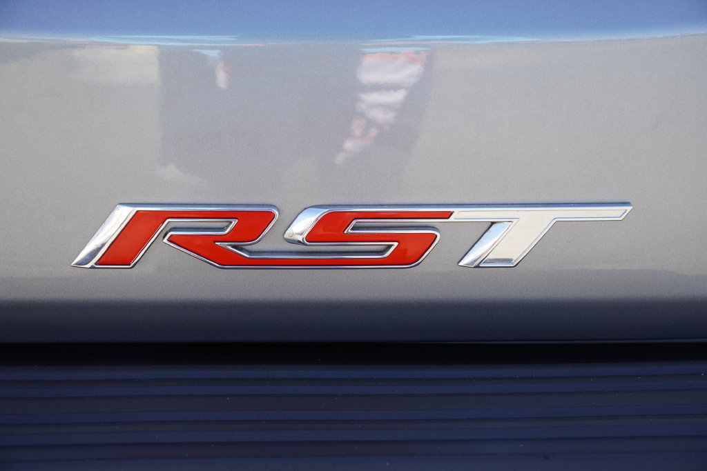 Used 2026 Chevrolet Suburban RST w/ Comfort Package RWD image 14